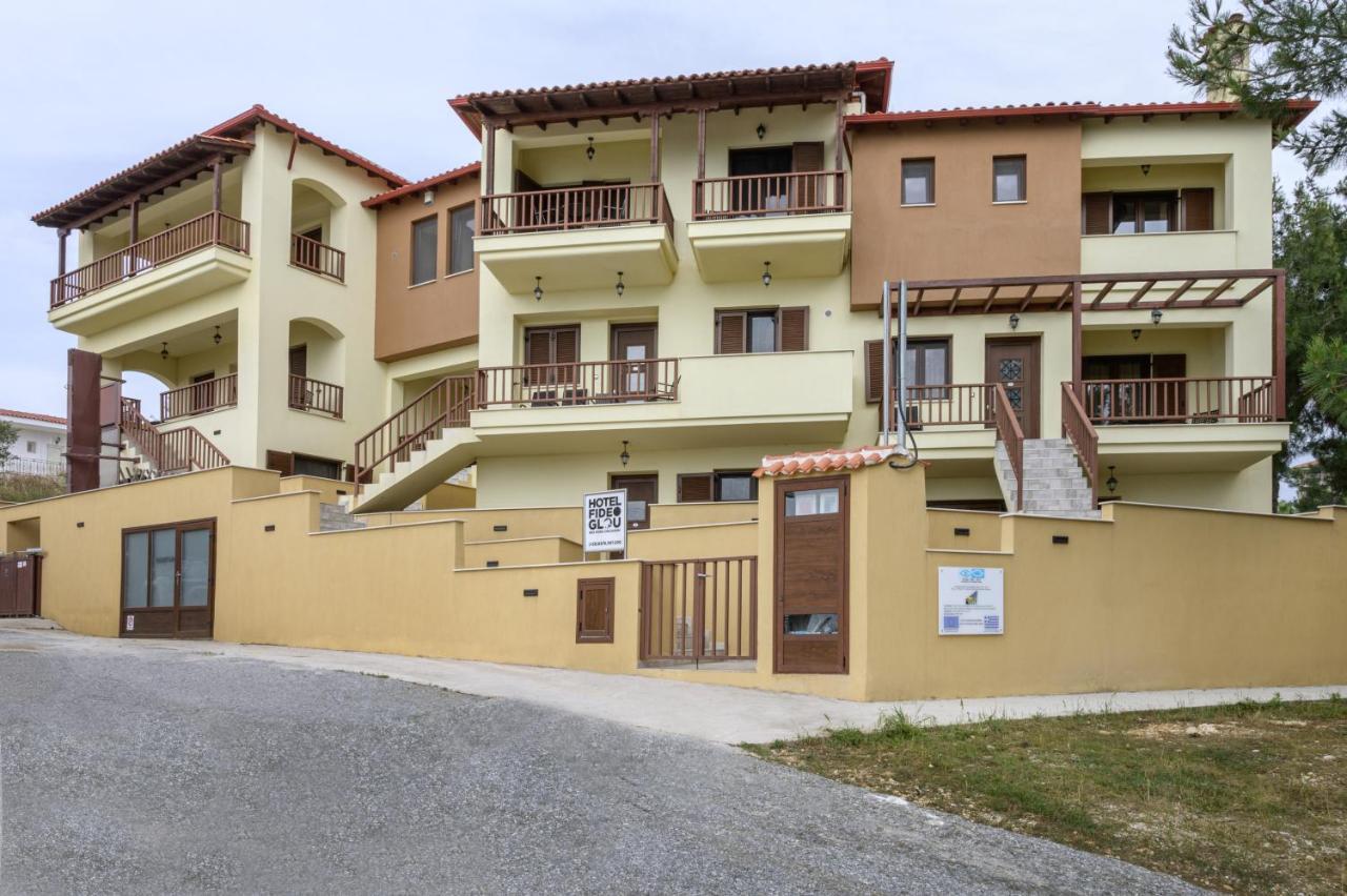 Tavani Villas Nea Roda Exterior photo