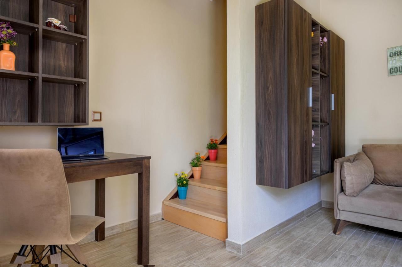 Tavani Villas Nea Roda Exterior photo